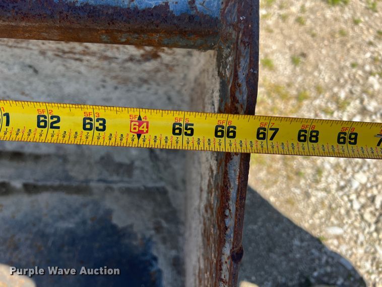 image for item KG9776 2004 Daewoo 450 Plus  skid steer loader