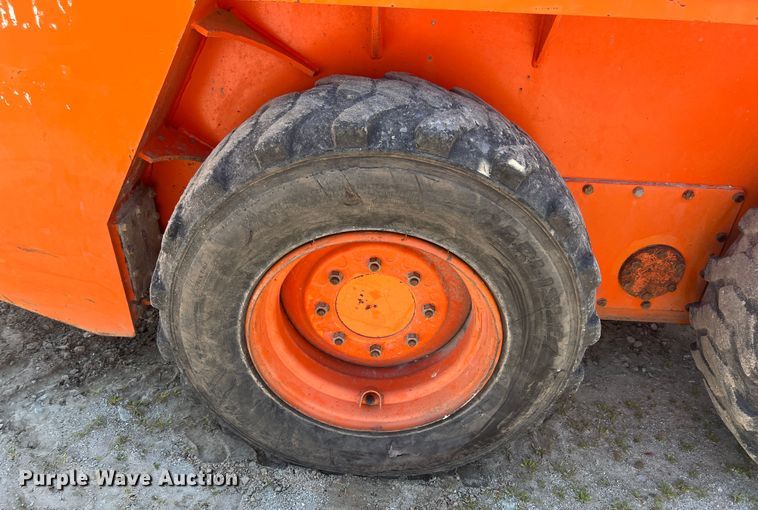 image for item KG9776 2004 Daewoo 450 Plus  skid steer loader