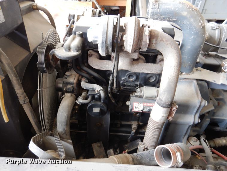 image for item KN9957 2007 Atlas Copco XAS 185  air compressor