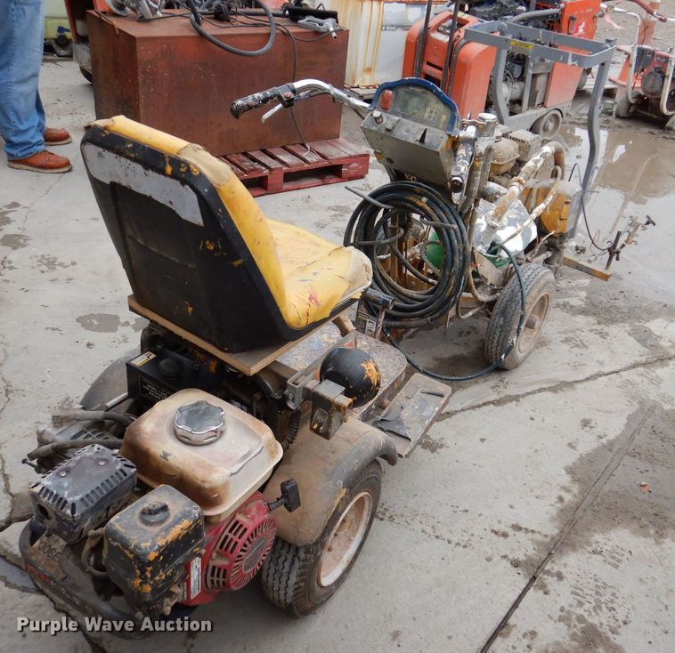 image for item KN9961 Graco Line Driver  paint striper