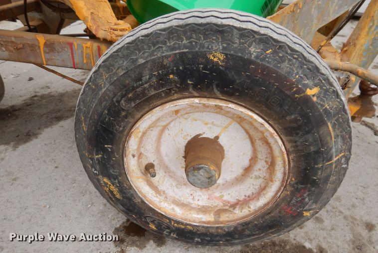 image for item KN9963 Graco Line Lazer IV  paint striper