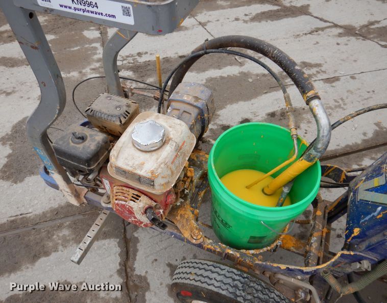 image for item KN9964 Graco Line Driver HD  paint striper