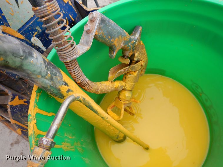 image for item KN9964 Graco Line Driver HD  paint striper