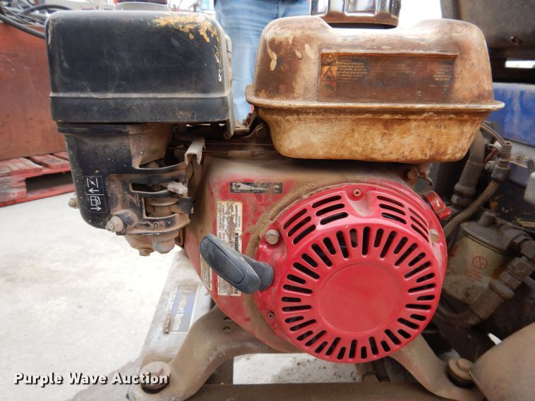 image for item KN9964 Graco Line Driver HD  paint striper