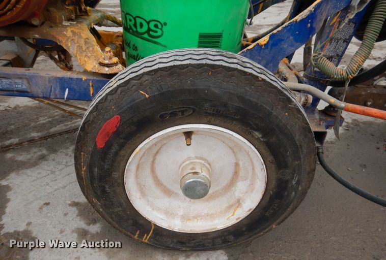 image for item KN9964 Graco Line Driver HD  paint striper