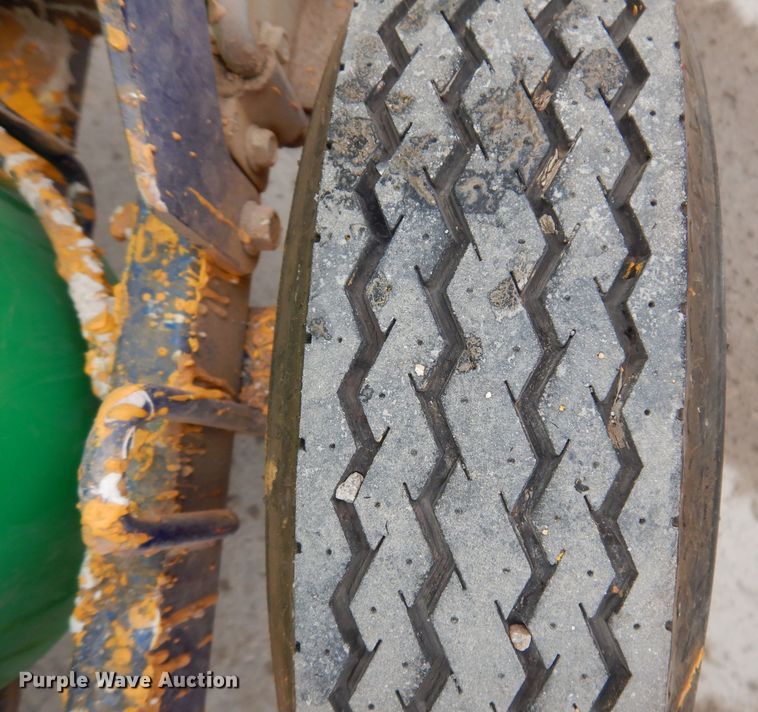 image for item KN9964 Graco Line Driver HD  paint striper