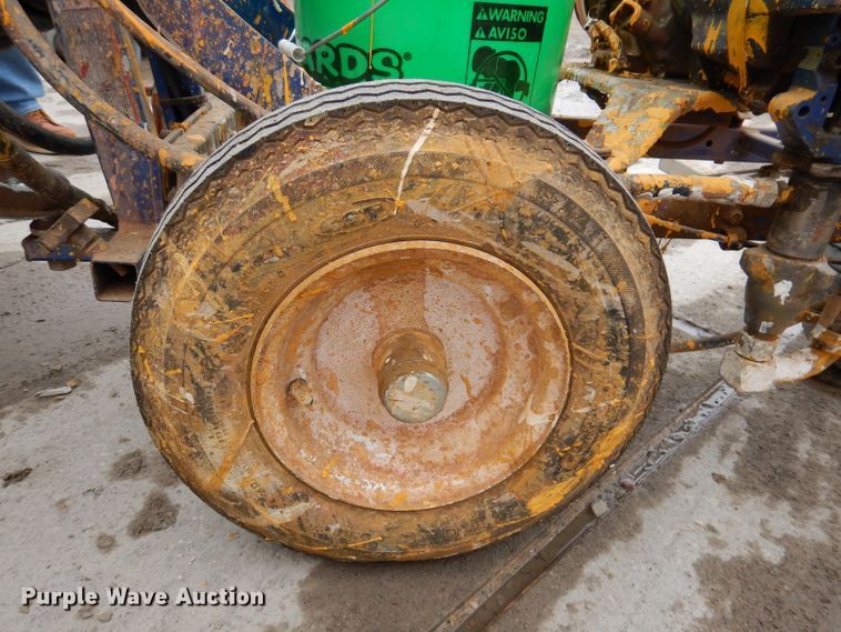 image for item KN9964 Graco Line Driver HD  paint striper