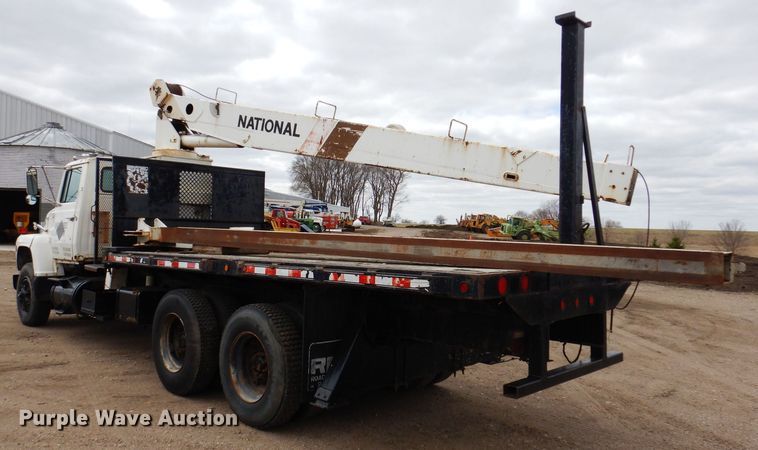 image for item KN9969 1985 Ford LNT8000  crane truck