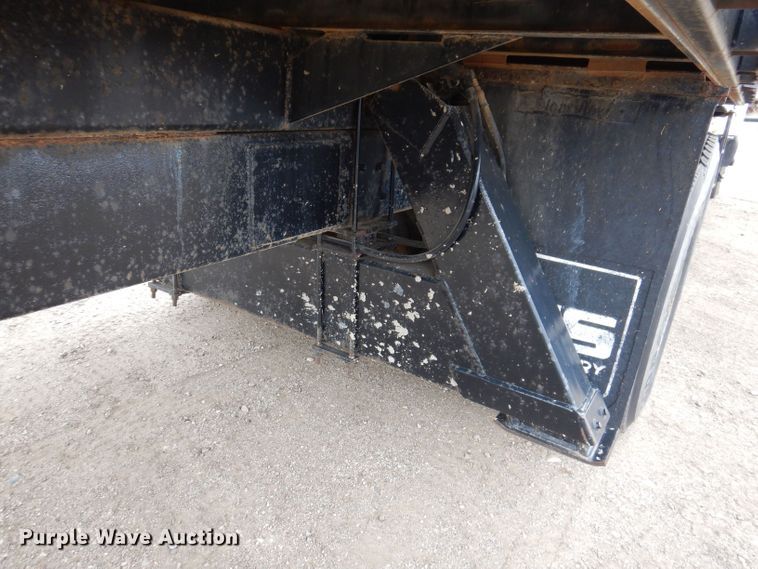 image for item KN9969 1985 Ford LNT8000  crane truck