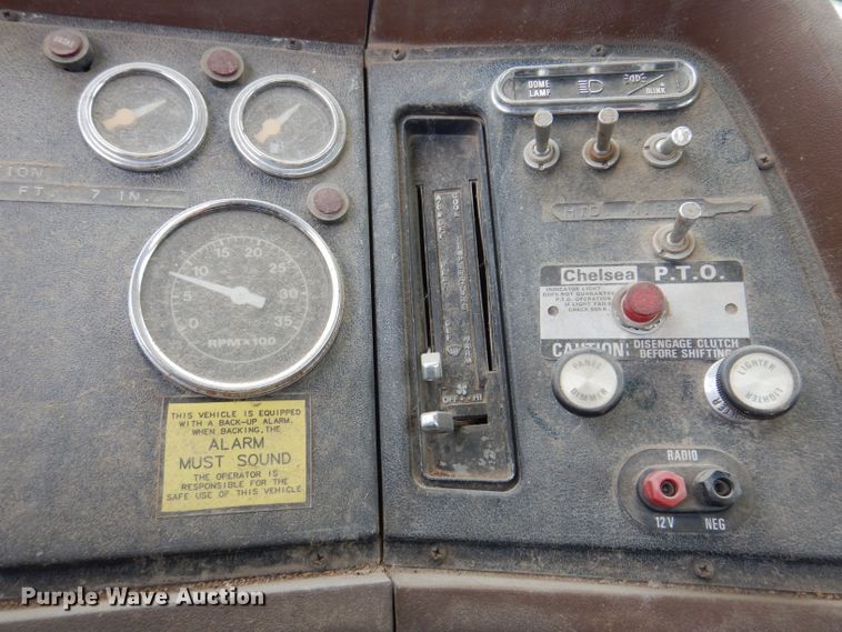 image for item KN9969 1985 Ford LNT8000  crane truck