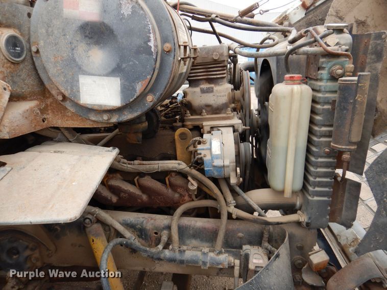 image for item KN9969 1985 Ford LNT8000  crane truck