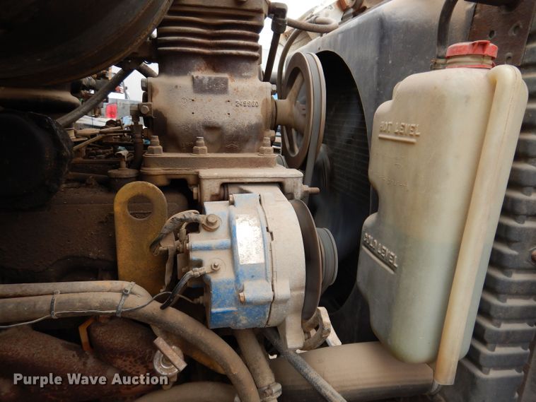 image for item KN9969 1985 Ford LNT8000  crane truck