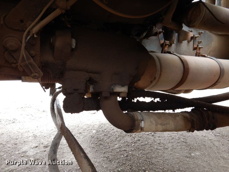 image for item KN9969 1985 Ford LNT8000  crane truck