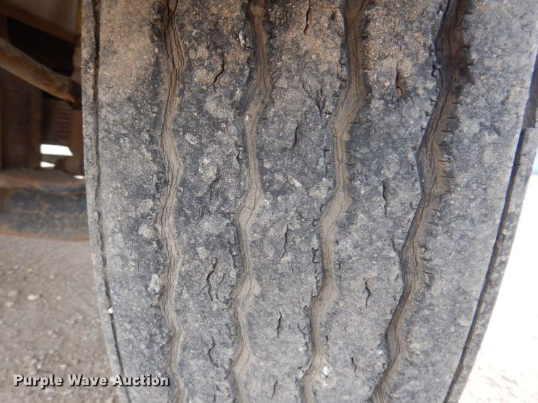 image for item KN9969 1985 Ford LNT8000  crane truck