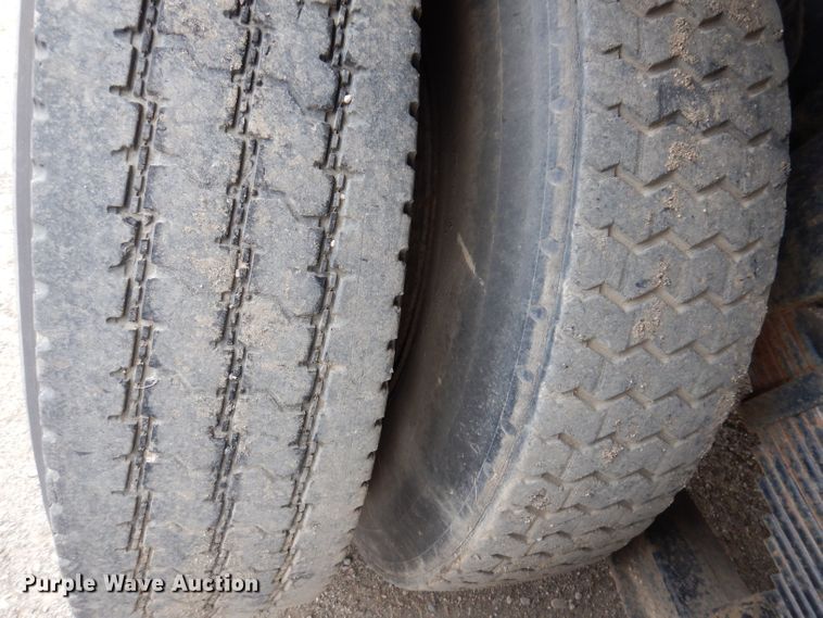 image for item KN9969 1985 Ford LNT8000  crane truck