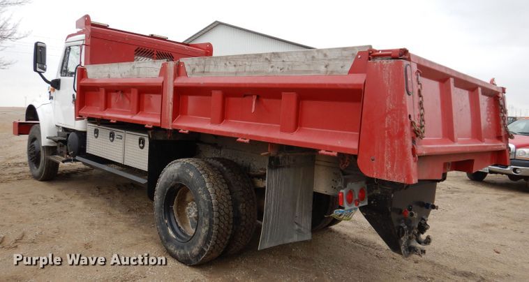 image for item KN9984 2000 International 4800  dump truck