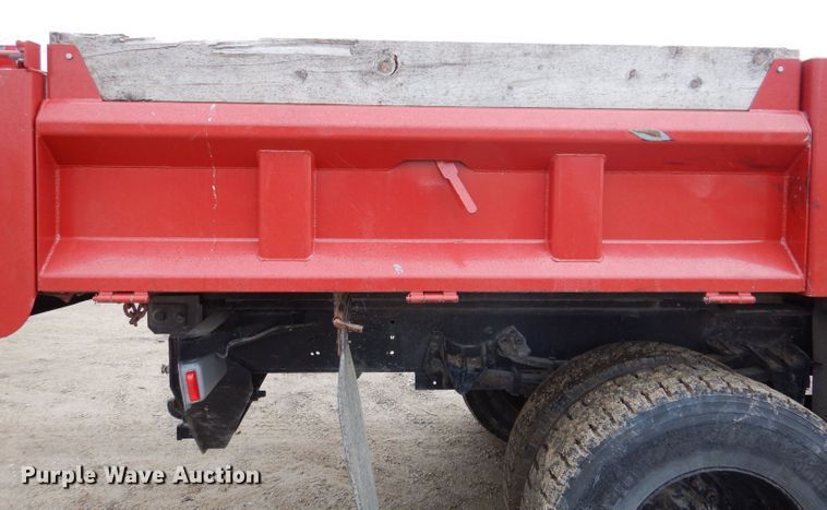 image for item KN9984 2000 International 4800  dump truck