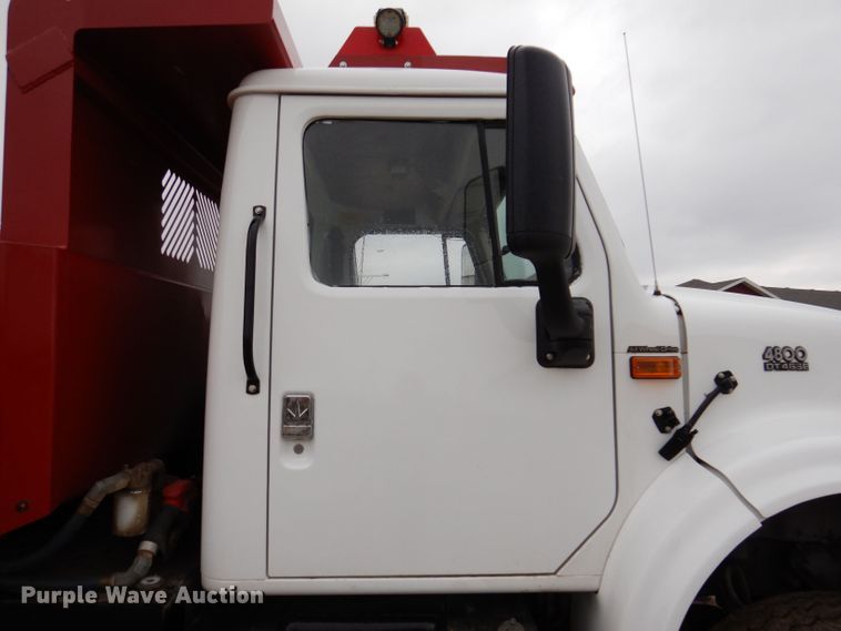 image for item KN9984 2000 International 4800  dump truck