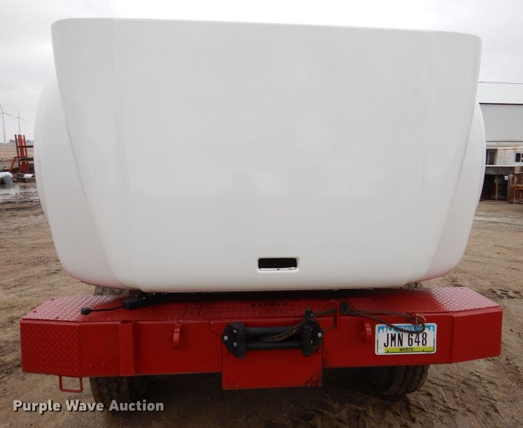 image for item KN9984 2000 International 4800  dump truck