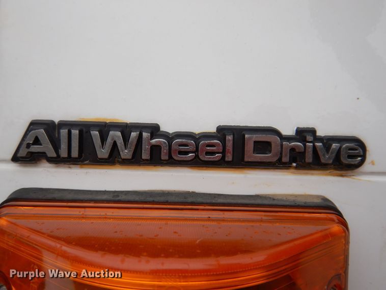 image for item KN9984 2000 International 4800  dump truck