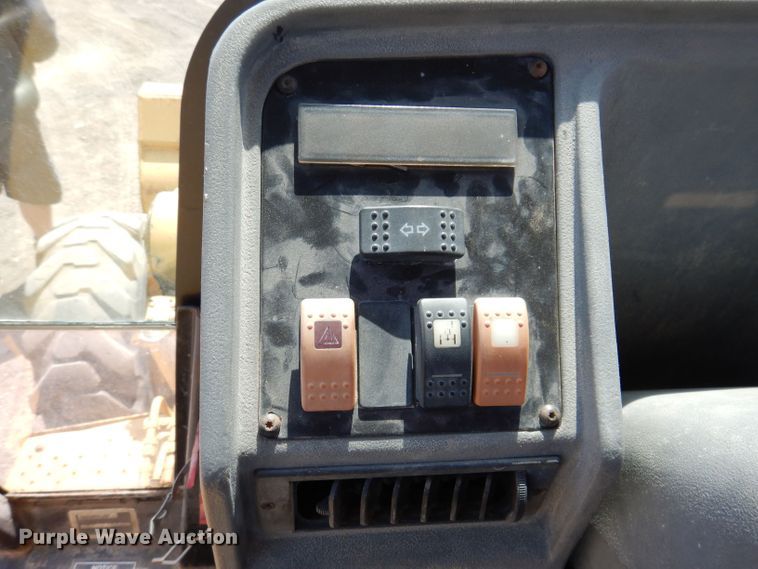 image for item KN9997 1997 Caterpillar 426C  backhoe