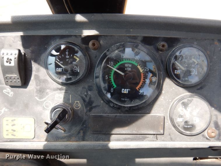 image for item KN9997 1997 Caterpillar 426C  backhoe