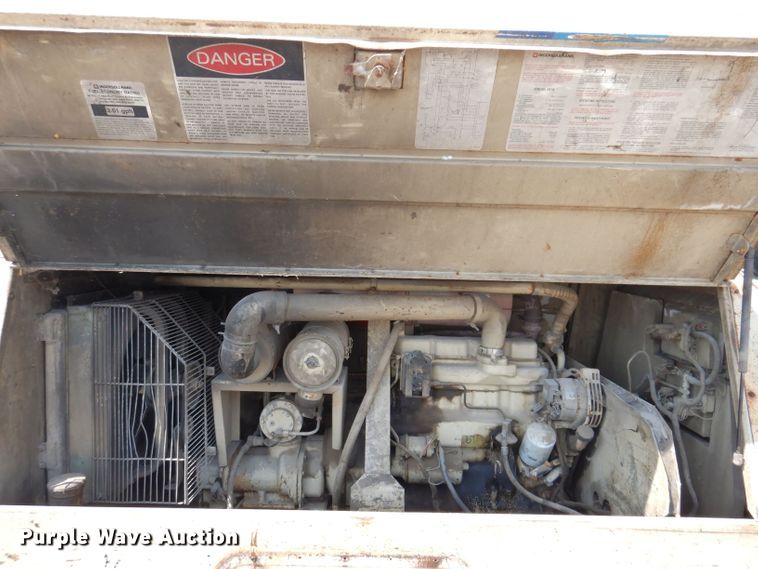 image for item KO9001 1984 Ingersoll Rand 185  air compressor