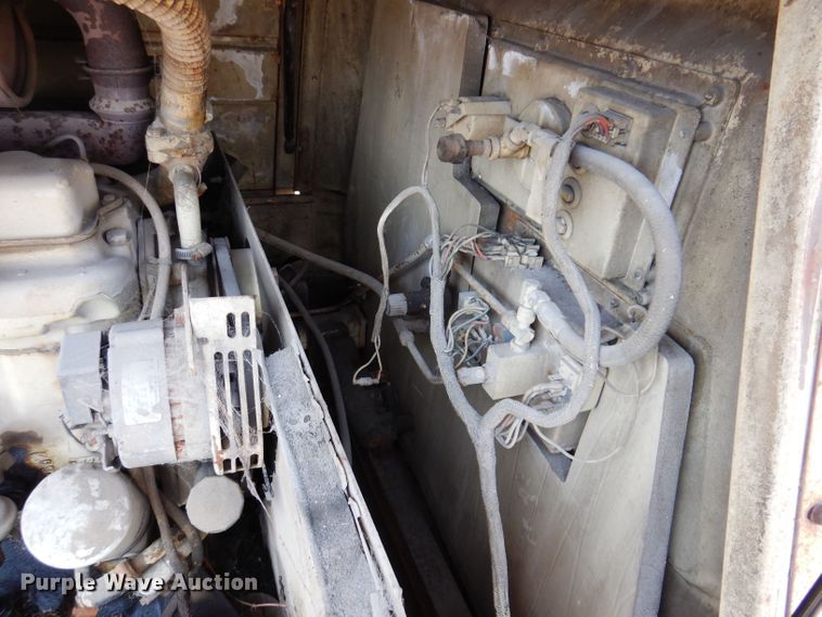 image for item KO9001 1984 Ingersoll Rand 185  air compressor