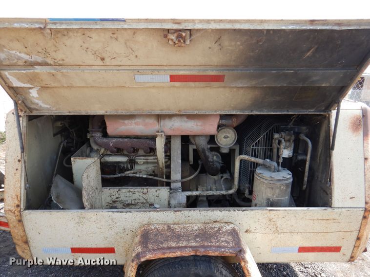 image for item KO9001 1984 Ingersoll Rand 185  air compressor