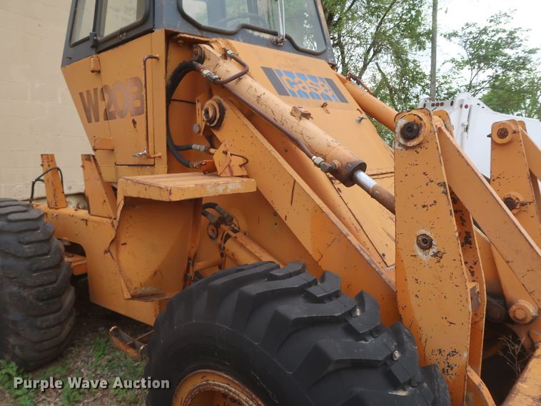 image for item KR9801 1978 Case W20B  wheel loader
