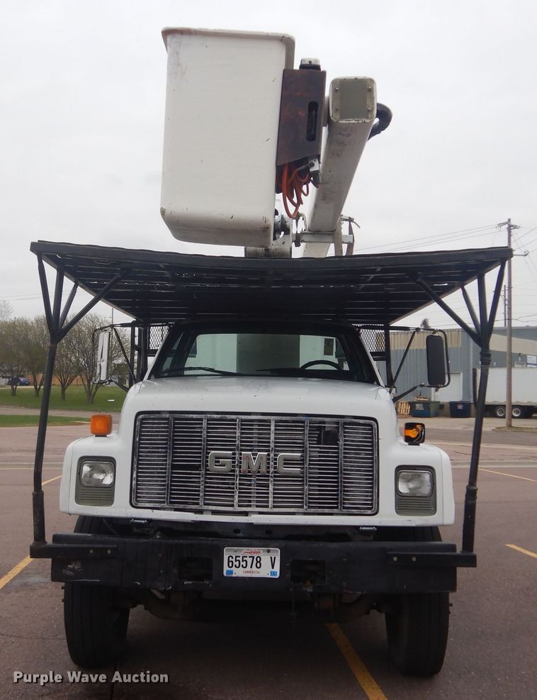 image for item KT9002 2002 GMC C7500  forestry bucket truck