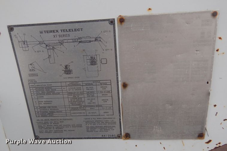 image for item KT9002 2002 GMC C7500  forestry bucket truck