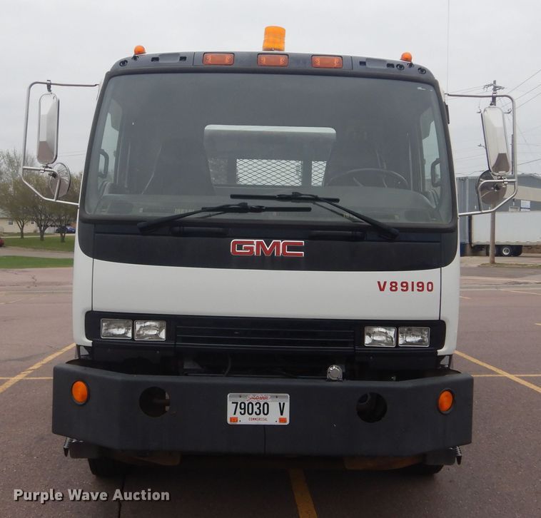 image for item KT9004 2007 GMC T7500  dump flatbed truck