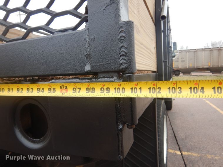 image for item KT9004 2007 GMC T7500  dump flatbed truck