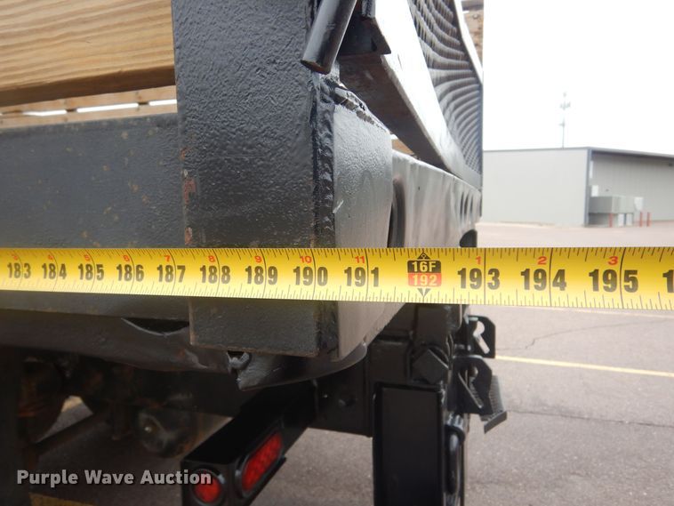 image for item KT9004 2007 GMC T7500  dump flatbed truck