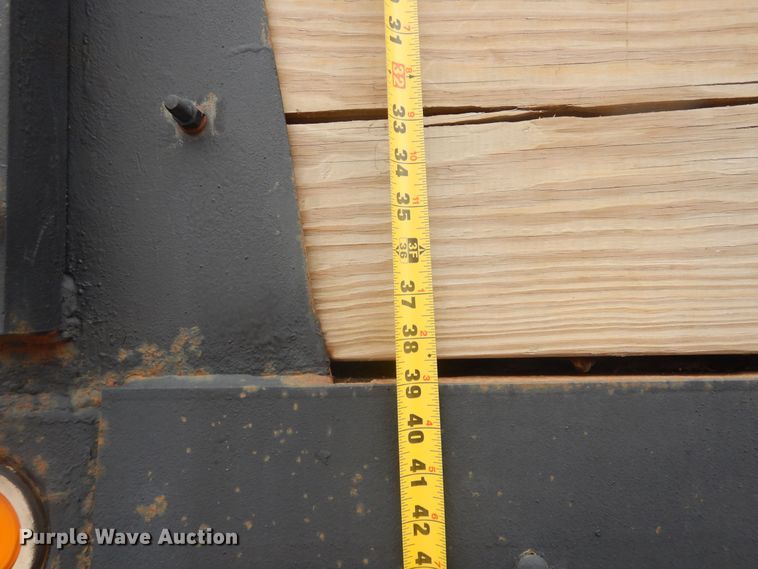 image for item KT9004 2007 GMC T7500  dump flatbed truck