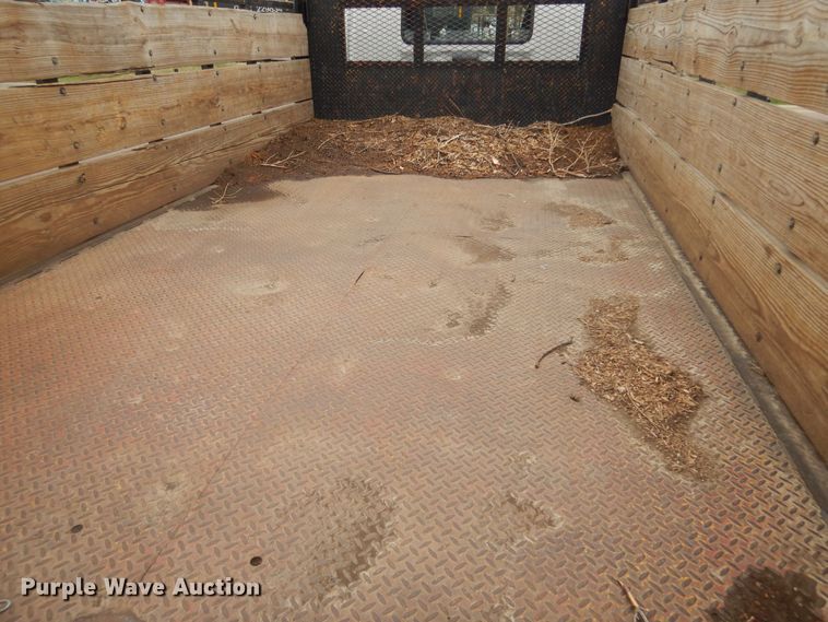 image for item KT9004 2007 GMC T7500  dump flatbed truck