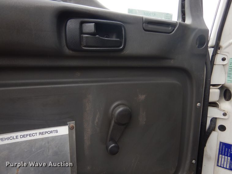 image for item KT9004 2007 GMC T7500  dump flatbed truck