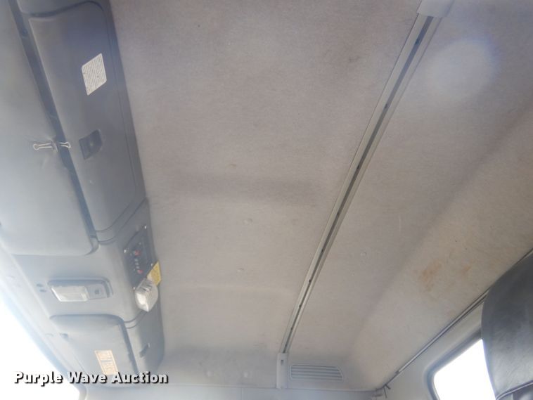 image for item KT9004 2007 GMC T7500  dump flatbed truck