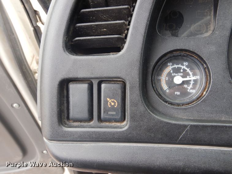 image for item KT9004 2007 GMC T7500  dump flatbed truck