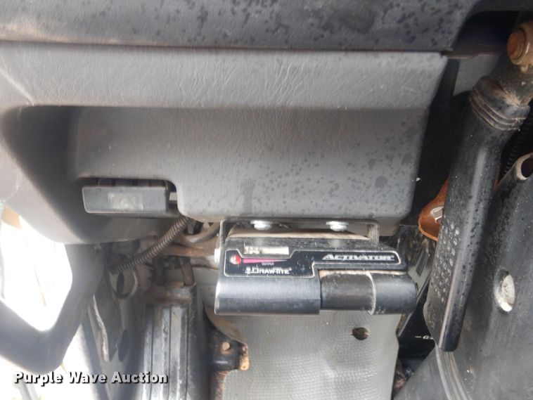 image for item KT9004 2007 GMC T7500  dump flatbed truck