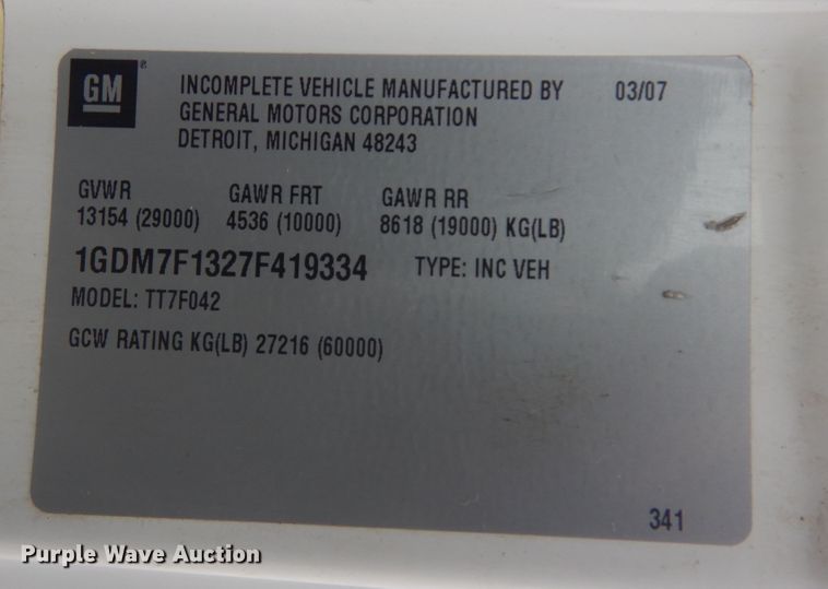 image for item KT9004 2007 GMC T7500  dump flatbed truck