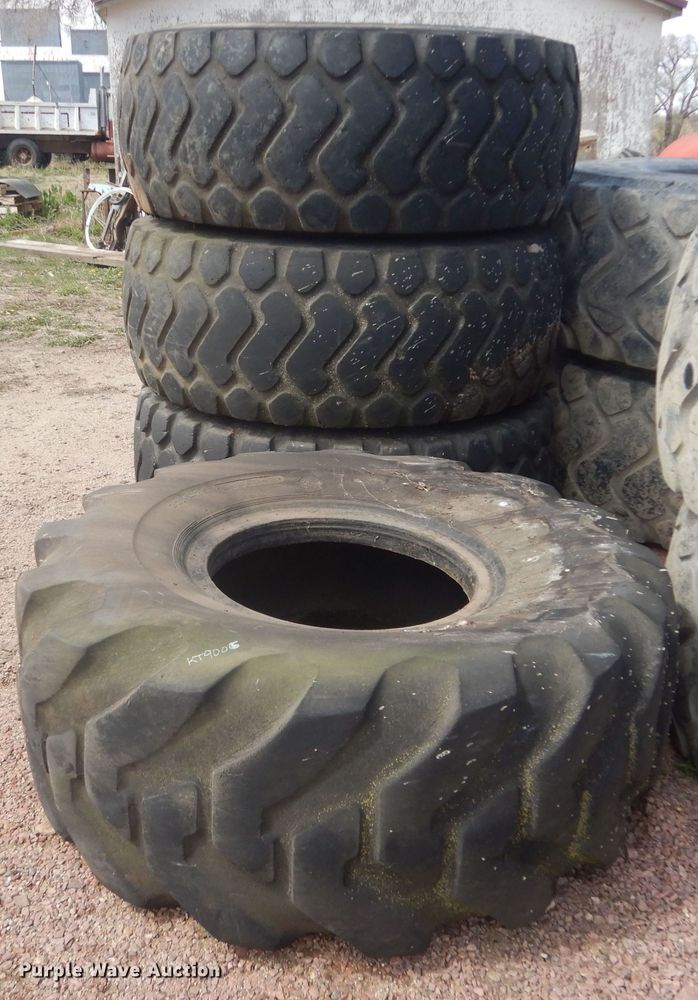 image for item KT9005 (4) tires