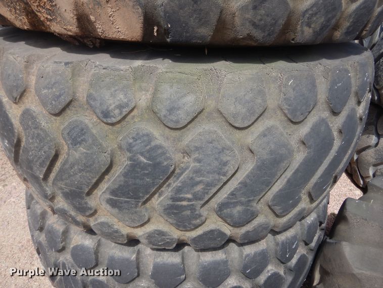image for item KT9005 (4) tires