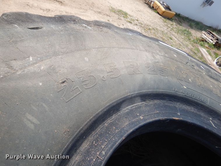 image for item KT9005 (4) tires