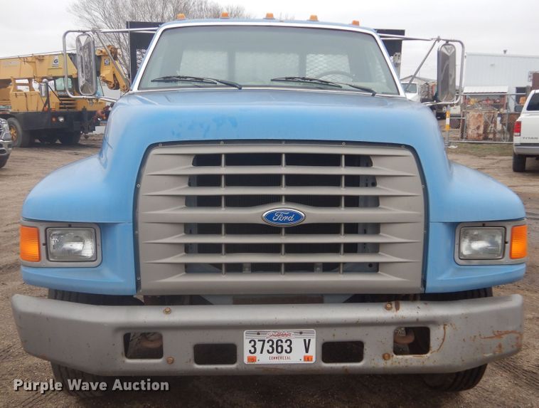 image for item KT9009 1996 Ford F700  dump flatbed truck