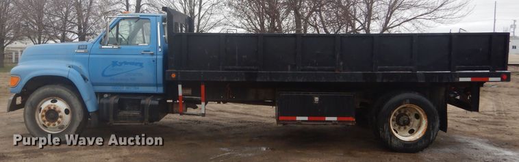 image for item KT9009 1996 Ford F700  dump flatbed truck