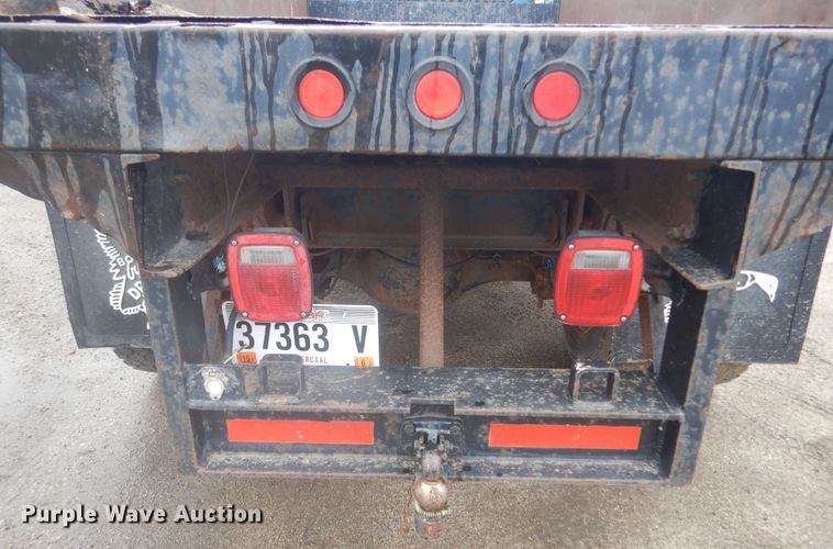 image for item KT9009 1996 Ford F700  dump flatbed truck