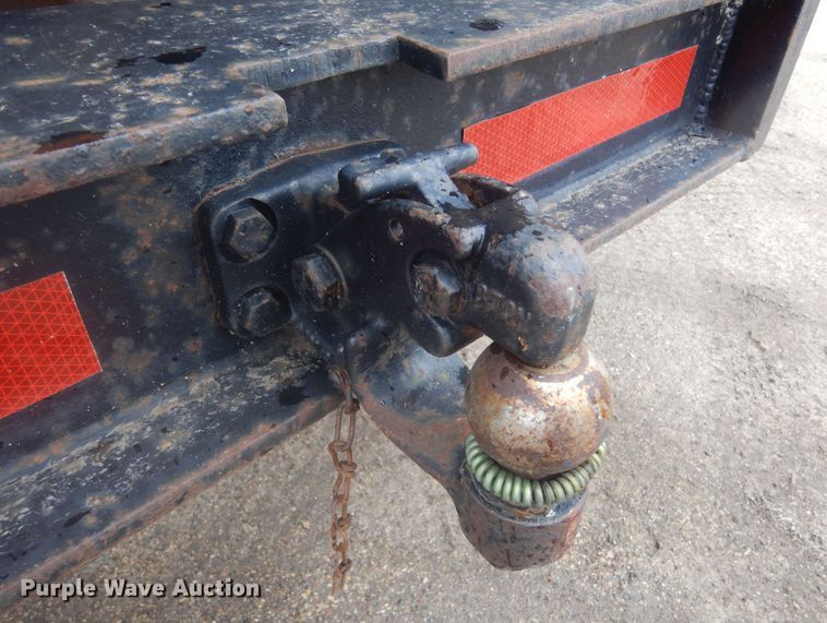 image for item KT9009 1996 Ford F700  dump flatbed truck