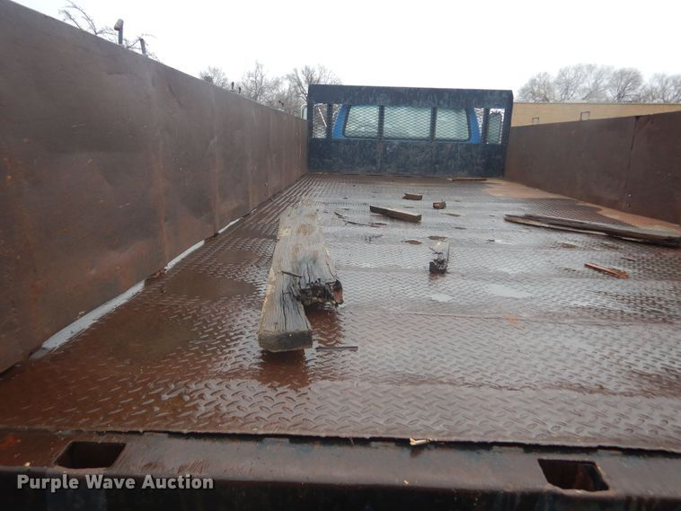 image for item KT9009 1996 Ford F700  dump flatbed truck